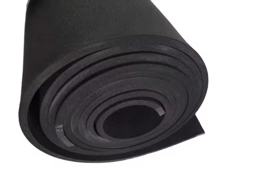Alta densidade de PVC NBR Clustered Cell Foam Isolation Rubber em rolos e folhas