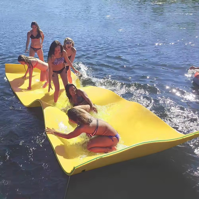 Dimensão personalizada Coloração espuma floating mat resistente a lágrimas Close Cell Xpe Pad de água
