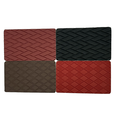Embroidery Quilted PVC couro sintético artificial com esponja para cobertura de assento de carro